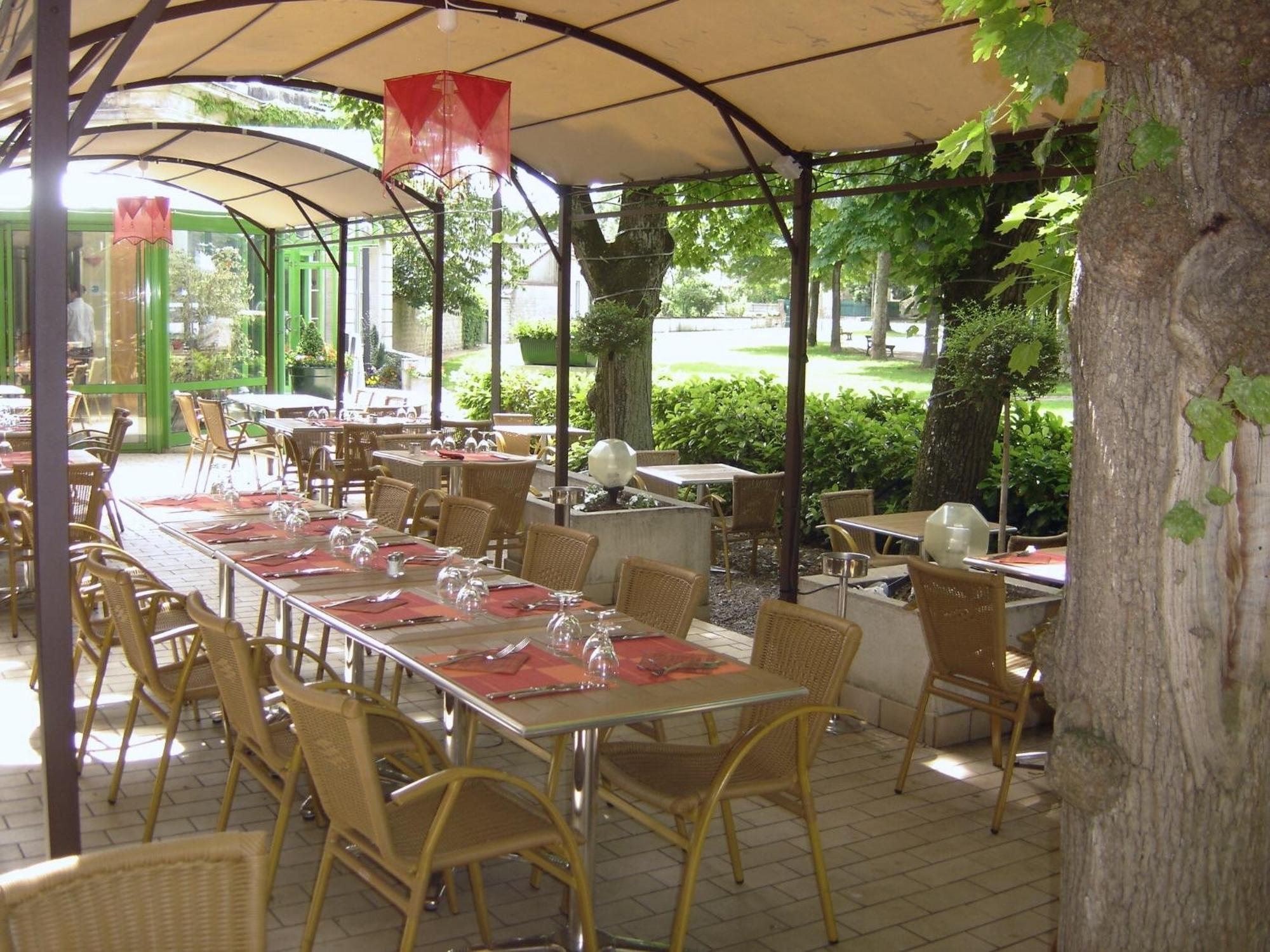 Hotel Restaurant Du Parc De La Colombiere Dijon Eksteriør bilde