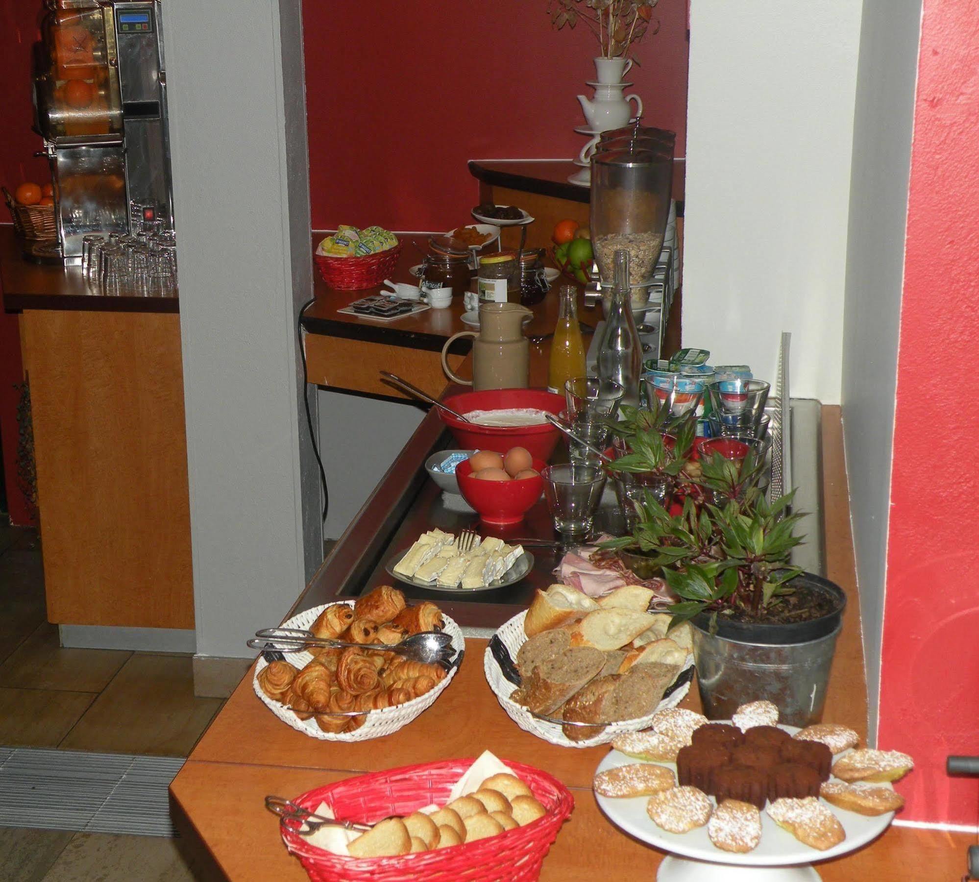 Hotel Restaurant Du Parc De La Colombiere Dijon Eksteriør bilde